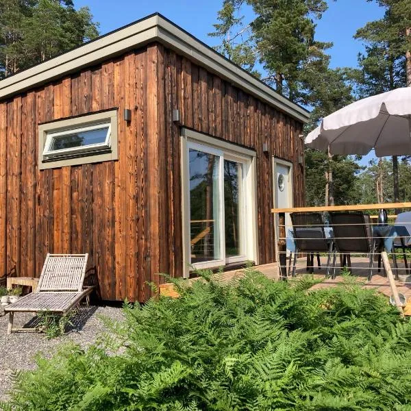 Fullt utrustat Minihus på landet, hotel i Nynäshamn