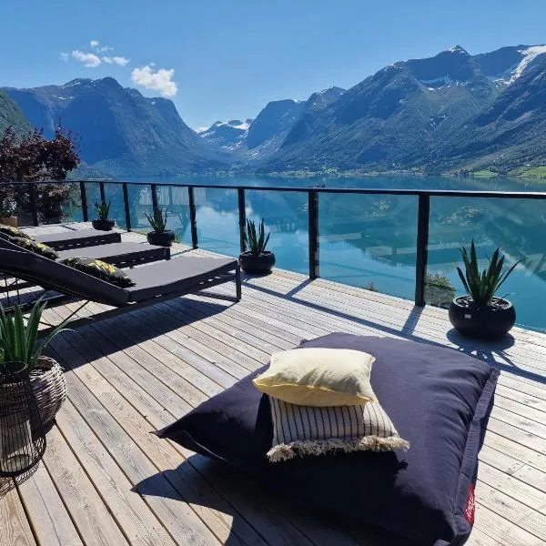 Flo Bellevue, hotell i Geiranger