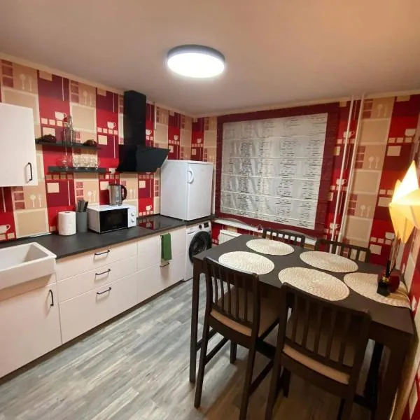 Vieno kambario apartamentai 1 aukšte, viešbutis mieste Mažeikiai