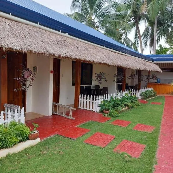 Glorias Panglao Inn 2 (Family/Group Rooms), hotel di Dauis