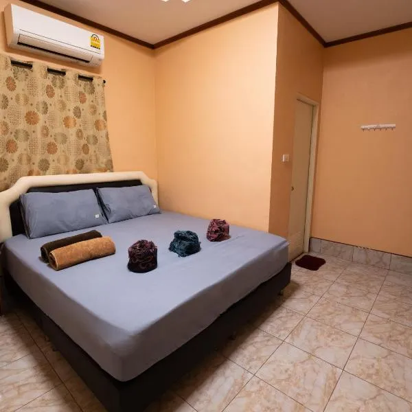 Boonsong Guest House, hotel em Khao Tao