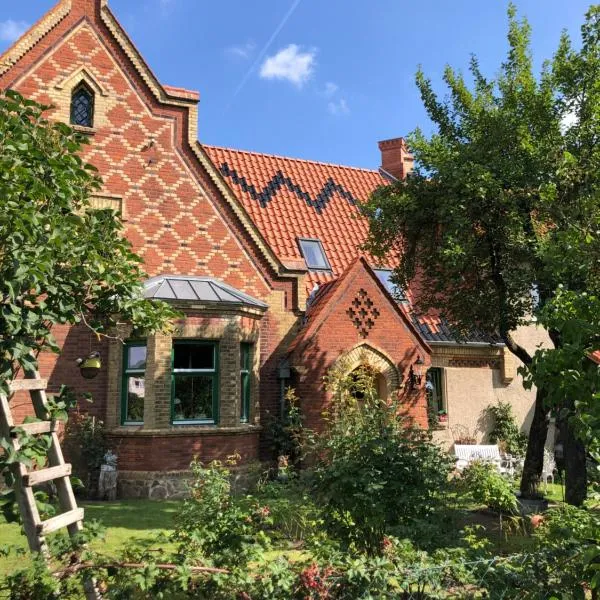 Little Cottage auf 2 Etagen, hotel i Schwerin