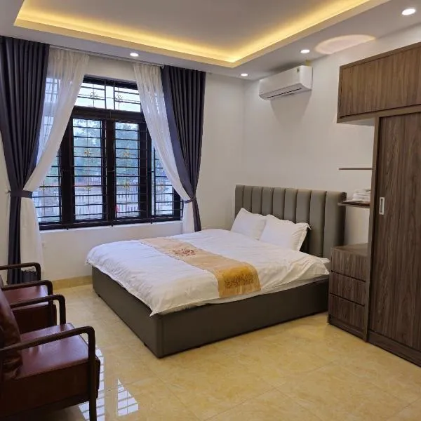 4L HOTEL KIM BÔI, hótel í Cao Phong