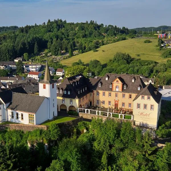 Schloßhotel Kurfürstliches Amtshaus Dauner Burg, hótel í Daun