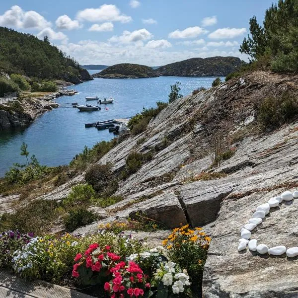 Svært nydelig fritidshytte, hotell i Bekkjarvik