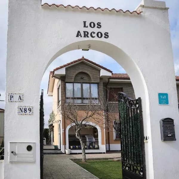 Casa los Arcos, hotel in Oña