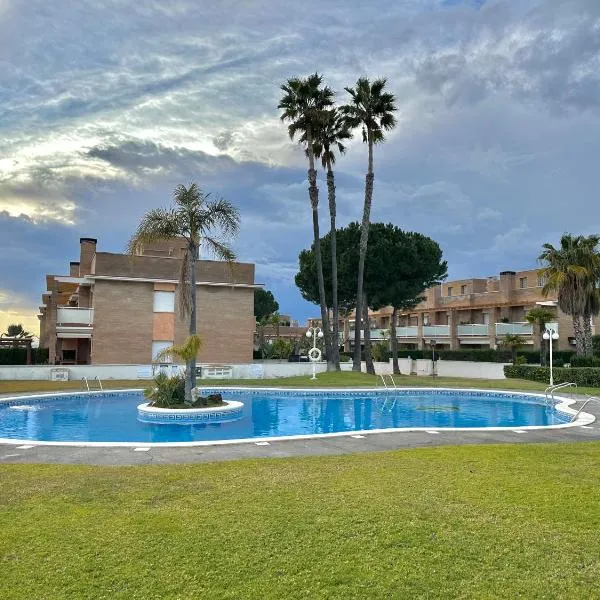 Villa Alex Altafulla Hermosa casa con espectaculares vistas al mar y a tocar de una idílica calita, hotel en Altafulla