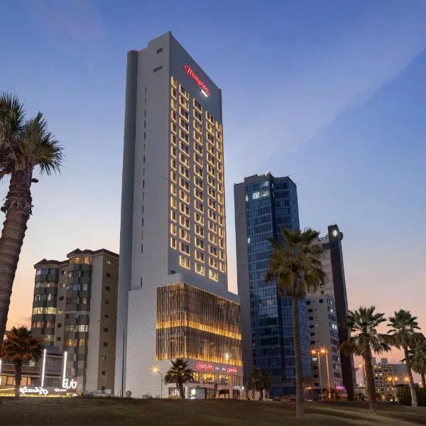 Hampton By Hilton Kuwait Salmiya, hotel in Kuwait