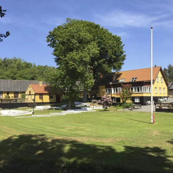 Hotel Skovly, hotel v mestu Rønne