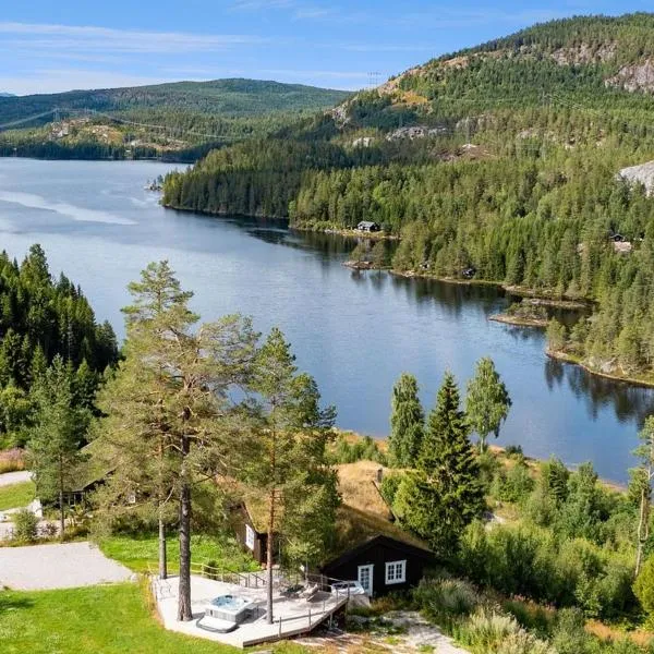 Libeli- panoramaview towards Gaustadtoppen- Jacuzzi, hotell i Bø