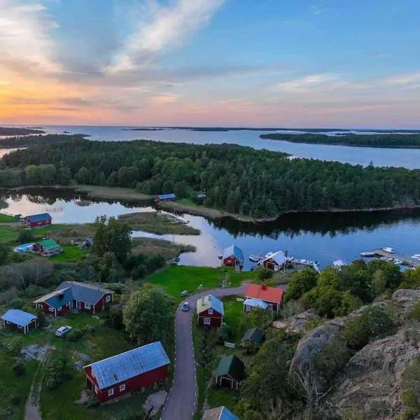 Kalles, skärgårdsidyll med utsikt över Hamnsundet, hotel em Geta