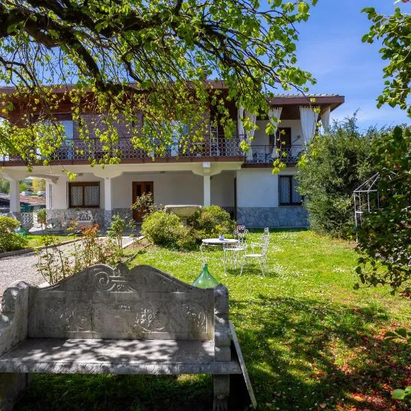 Villa Gabri 1, hotell sihtkohas Arona