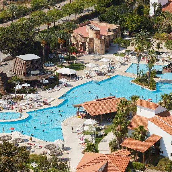 PortAventura Hotel El Paso - Includes unlimited access to PortAventura Park & 1 access to Ferrari Land, hotel en Salou