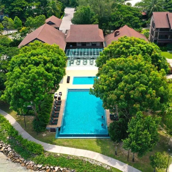 Ombak Villa Langkawi, hotel en Pantai Cenang