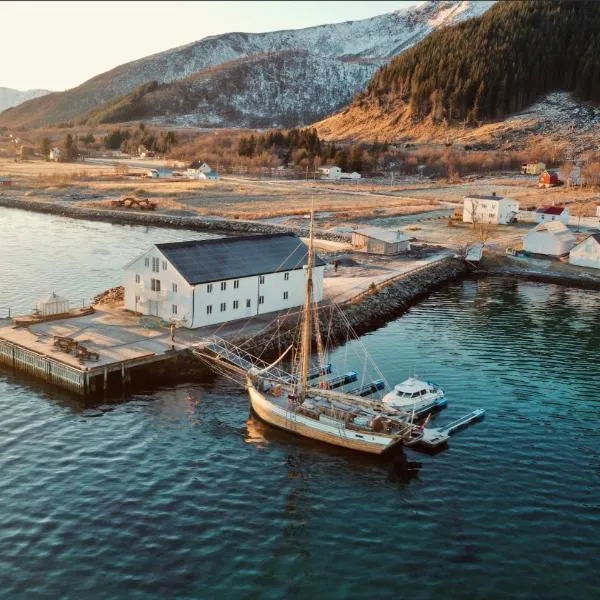 Arctic Ocean Lodge, ξενοδοχείο σε Bø Andøya