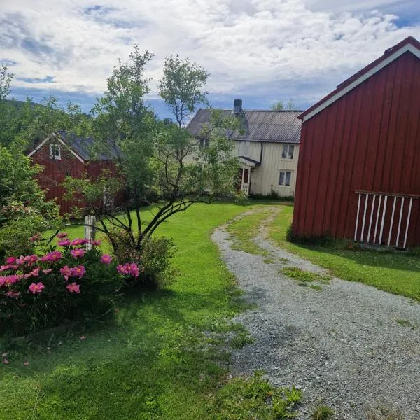 Åsenfjord, feriehus ved sjøen – hotel w mieście Stjørdal