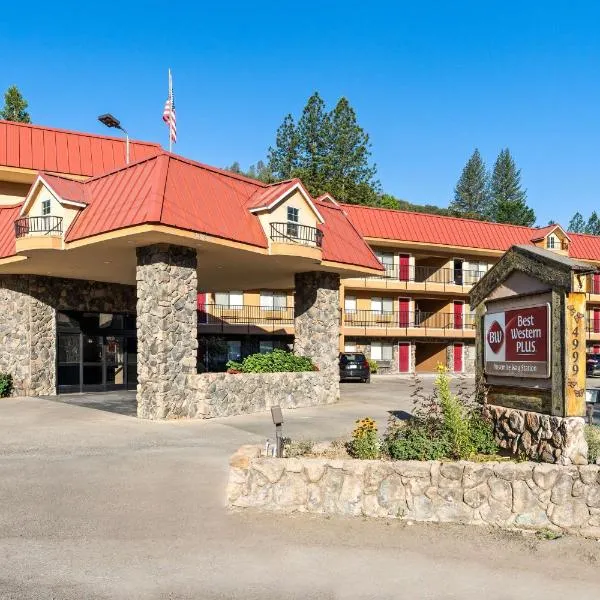 Best Western Plus Yosemite Way Station, hotell Midpinesis