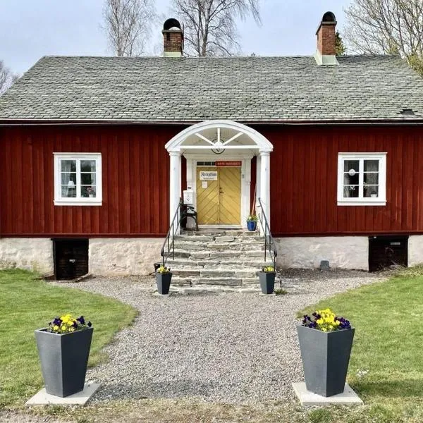 Bäckefors vandrarhem, hotel u gradu Ed