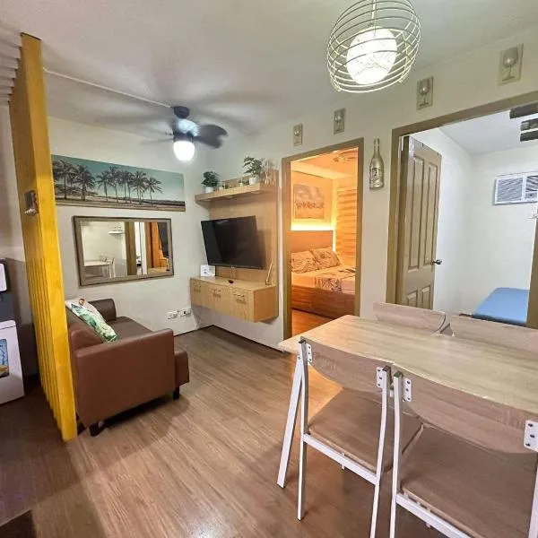 8 Spatial Condo, hotell i Davao City