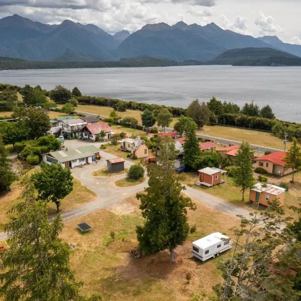 Manapouri Holiday Park, hotel di Manapouri