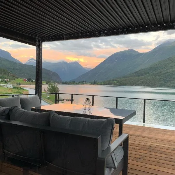 Stryn Golden Resort - Prince, готель у місті Стрин