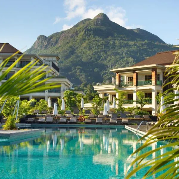 Savoy Seychelles Resort & Spa, хотел в Бо Валон