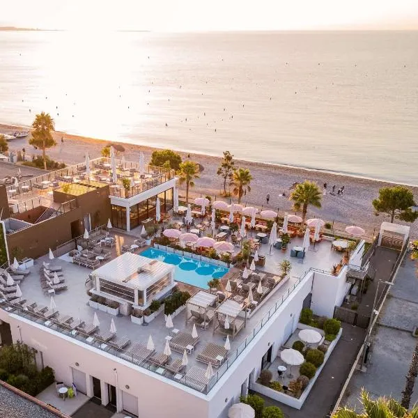 Mercure Villeneuve Loubet Plage, хотел в Вилньов Любе