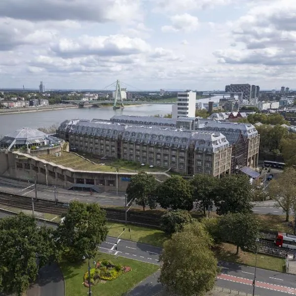 Maritim Hotel Köln, hotelli Kölnissä