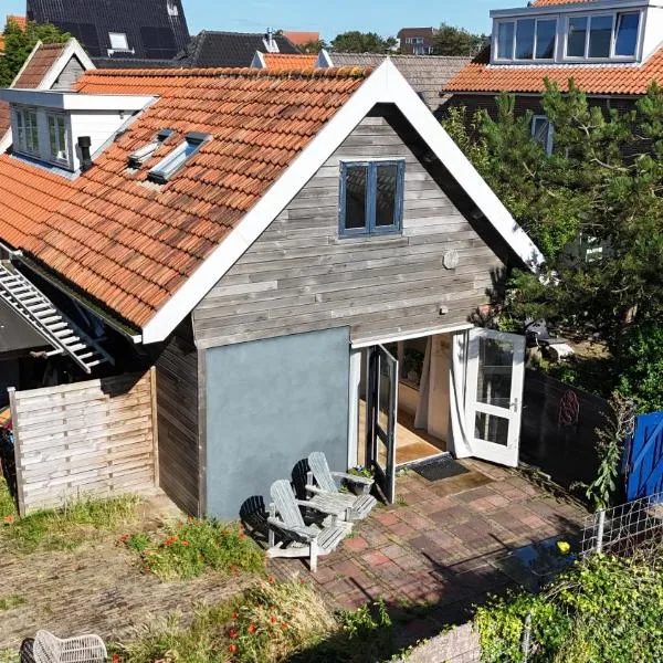 zilvermeeuw, hotell i Bergen aan Zee