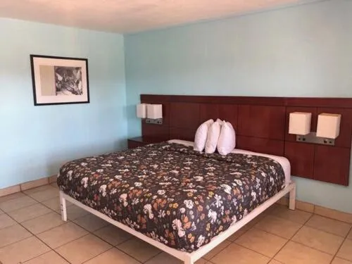 Economy Suites, hotel di Winter Haven