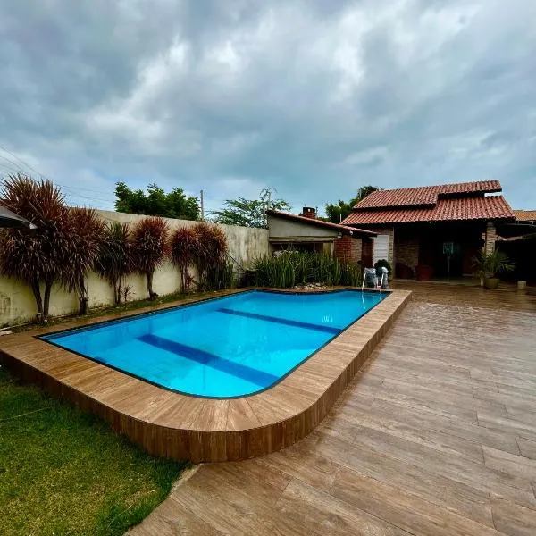 Porto das Dunas Casa Temporada Estilo e Conforto, hotel em Fortaleza