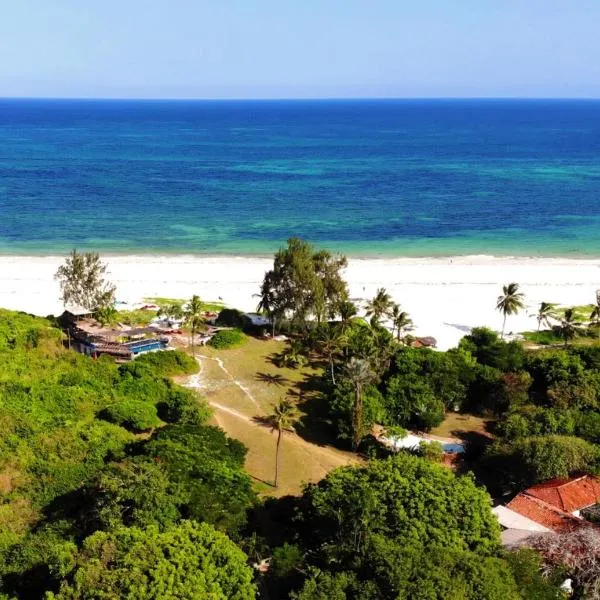 Salty's Kitesurf Village, hotel in Kilifi