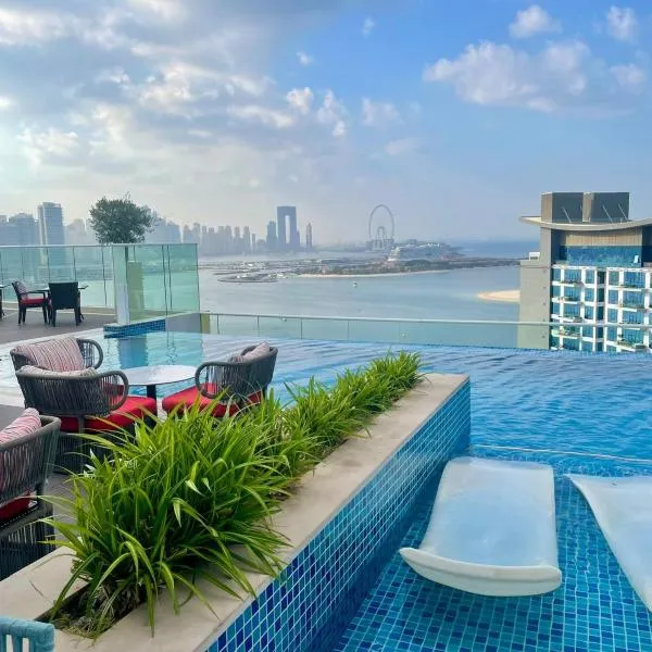 Great one bedroom apartment with infinity pool, hotel di Dubai