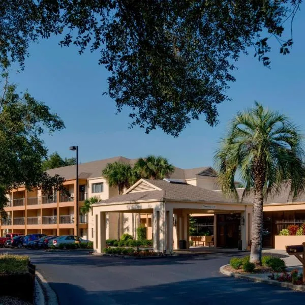 Courtyard by Marriott Ocala، فندق في أوكالا