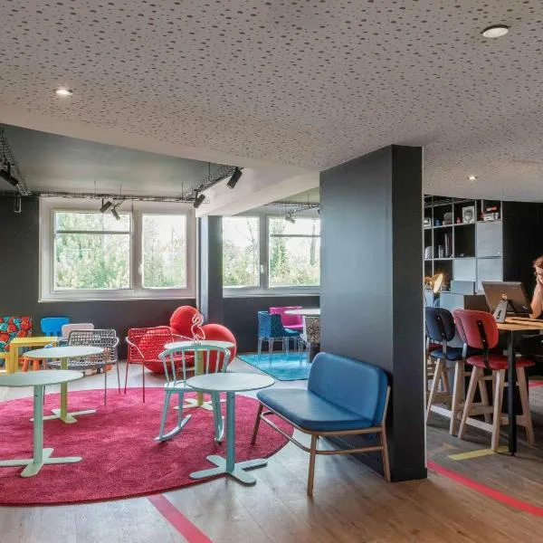 ibis Styles Lyon Bron Eurexpo, viešbutis mieste Šasjė