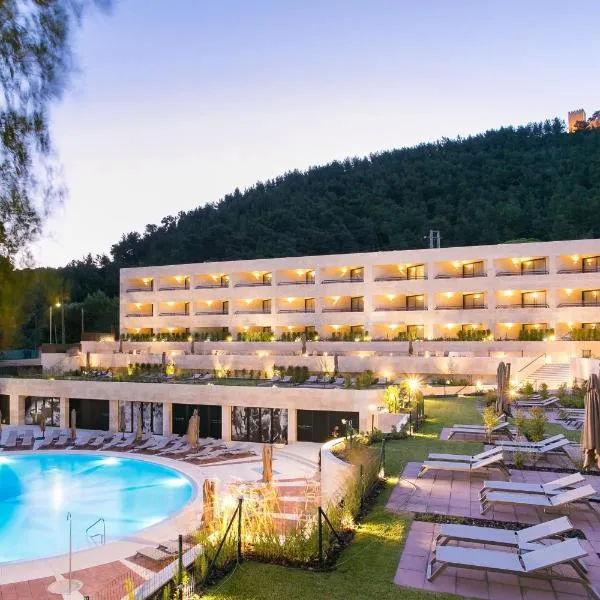 Four Points by Sheraton Sesimbra, hotel v destinaci Sesimbra