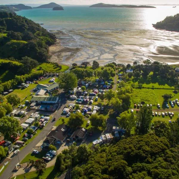 Coromandel Shelly Beach TOP 10 Holiday Park, hotel di Coromandel Town