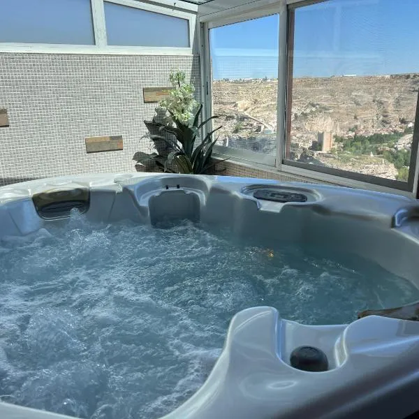 Casas Rurales Maribel - Complejo El Tejar - Apartamentos con jacuzzi en Alcalá del Júcar, hotel em Alcalá del Júcar