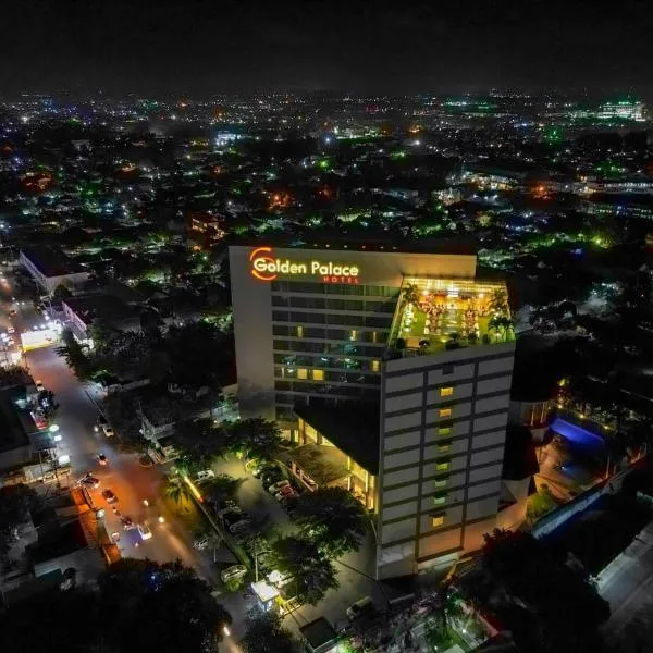 Golden Palace Hotel Lombok, מלון במטאראם