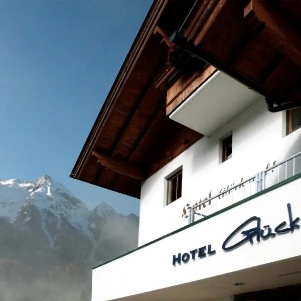 Hotel & Suites Glück Auf, hotel sa Finkenberg