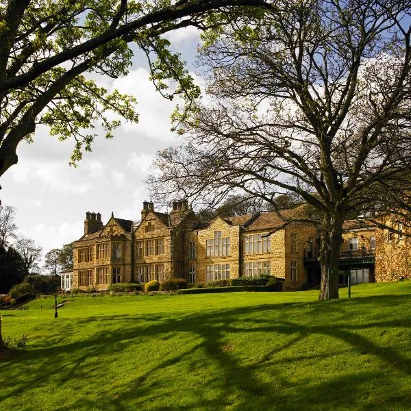 Hollins Hall Hotel, Golf & Country Club, hotel in Bradford