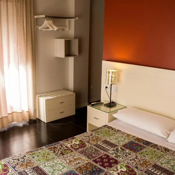 Hostal San Vicente II, hotelli Sevillassa