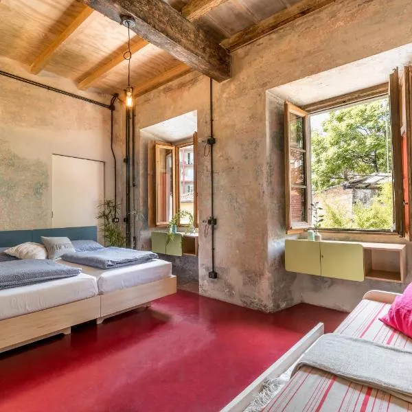 Un posto a Milano - guesthouse all'interno di una cascina del 700, hótel í Mílanó