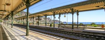 Hotels a prop de Estació de tren de Taormina - Giardini Naxos