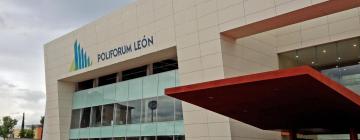 Hoteles cerca de Poliforum de Leon