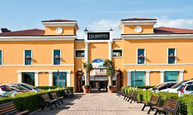 Hotels near Palmanova Outlet Village