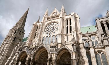 Katedrála Notre-Dame (Chartres) – hotely v okolí