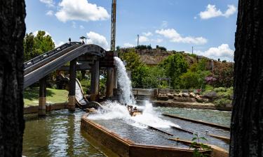 Mga hotel malapit sa Six Flags Fiesta Texas