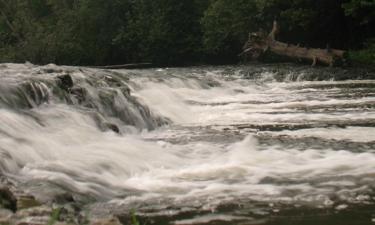 Hoteli v bližini znamenitosti Abava Rumba Waterfall