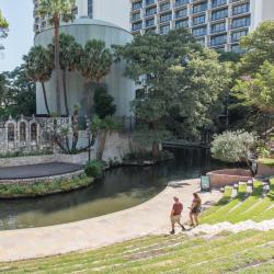 Arneson River Theatre